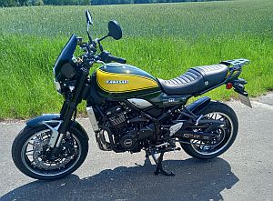 {Z900}